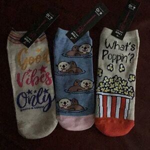NWT 3 pairs of funny socks